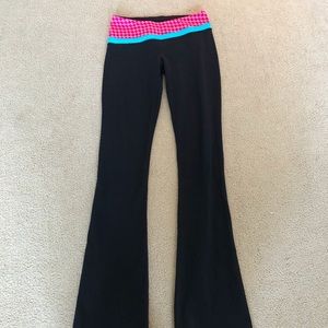 Lululemon ivivva never worn reversible yoga pants